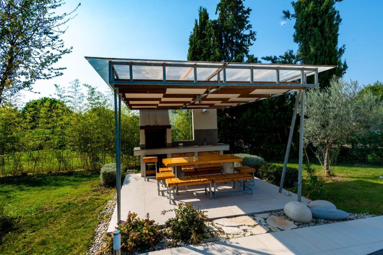 Apartamento Casa Bamboo Banjole Exterior foto
